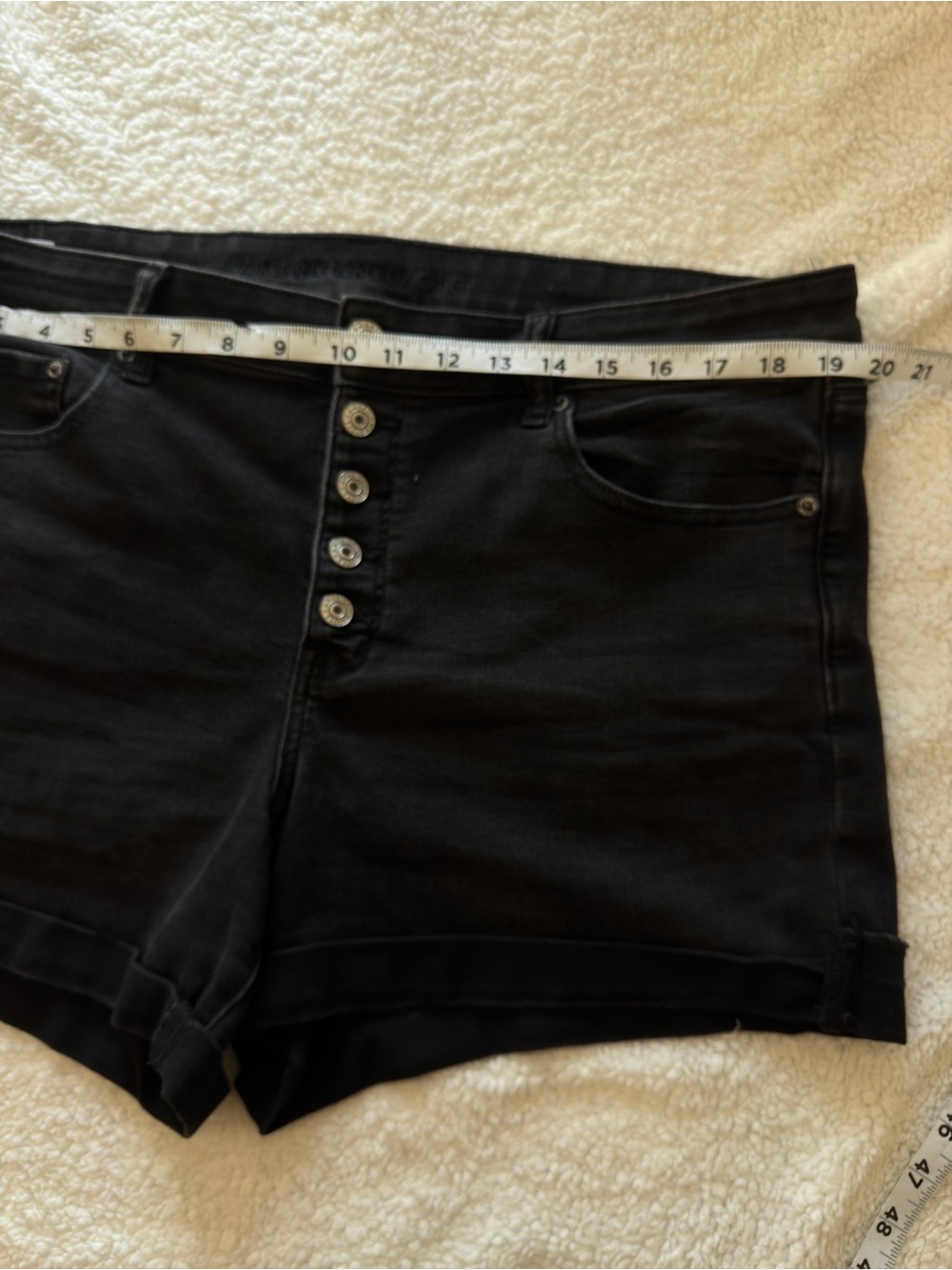 American Eagle Outfitters Black High-Rise Button-Front Jean Shorts, stretch 18 - Picture 3 of 10